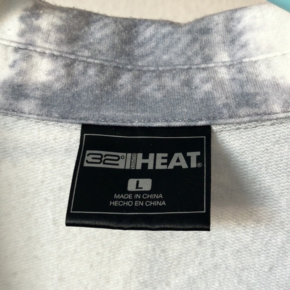 32 Degrees Never Worn Flannel - Picture 5 of 8